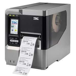 Stampante industriale TSC MX240P, 203 dpi, stampa termica diretta e a trasferimento, velocità fino a 457 mm/s (18 ips), display LCD a colori da 4,3″, connettività USB, Ethernet, RS‑232, 2 porte USB host, supporto per nastri fino a 600 m, struttura in alluminio pressofuso, compatibile con linguaggi ZPL, DPL, EPL.
